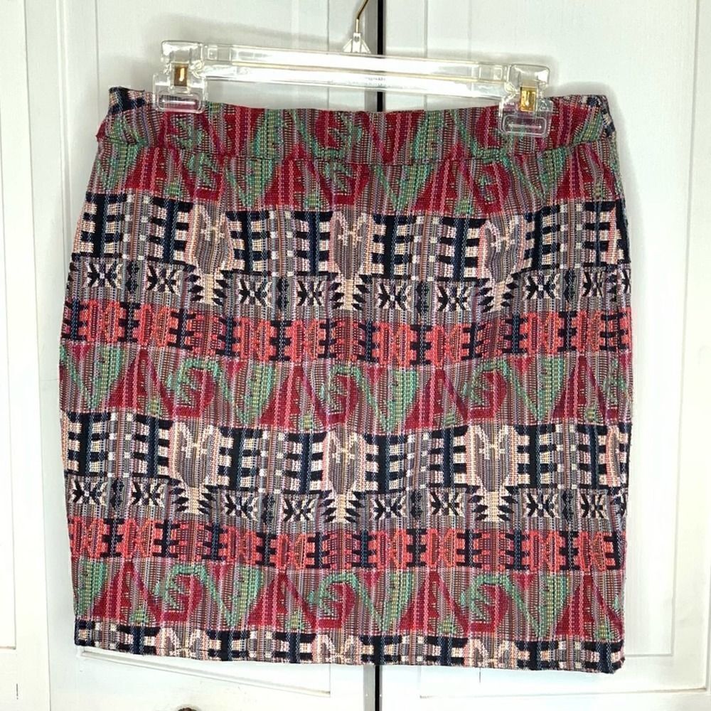 Cortefiel Weekend Aztec Print Mini Skirt - Picture 5 of 6
